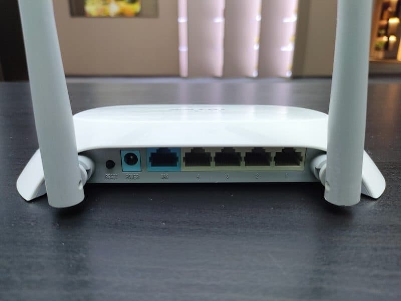 TP-Link TL-WR842N 300Mbps Wireless N Router with USB - view 2